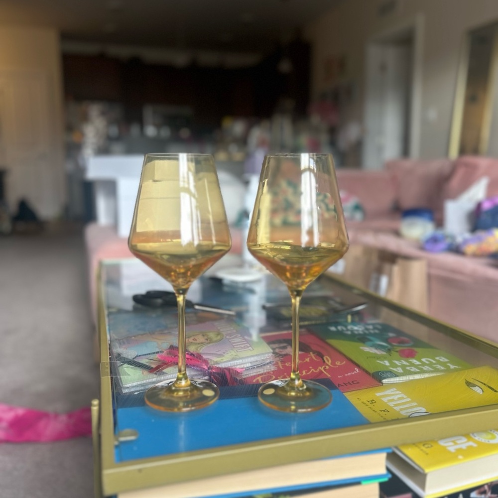 Estelle Elegant Gold Wine Glass Set